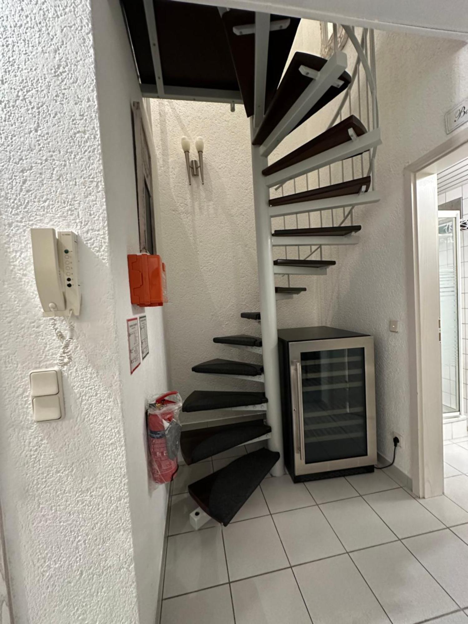 גריסהיים Zentrale Maisonette Mit Buero & Parkplatz מראה חיצוני תמונה